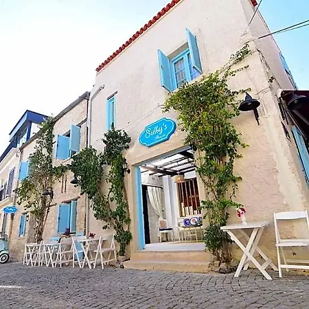 Sulty's Village Center Hotel *